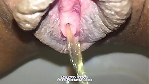 #JulietUncensoredRealityTV Season 2 Episode 35: Closeup Milf Pussy Peeing