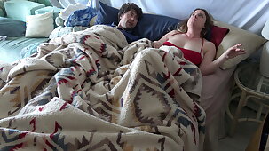 Stepson gets up with stepmom in the bed and fucks the wrong hole