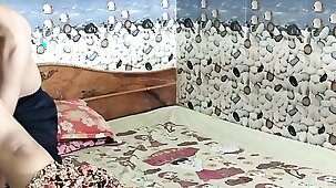 Fucking my friends hot bhabhi! Desi village bhabhi sex