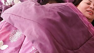 Stepmom shares bed with hot stepson.. surprise for her